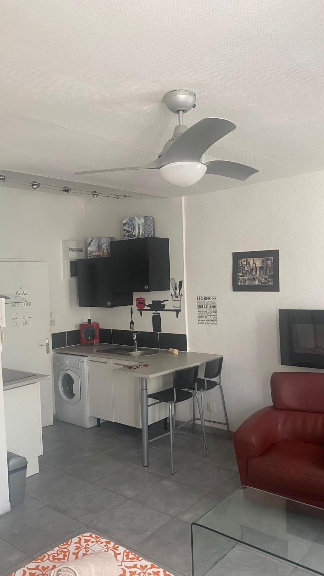 Le Suffren, Ventile ,Wifi, A 100 M De La Plage Toulon Eksteriør billede